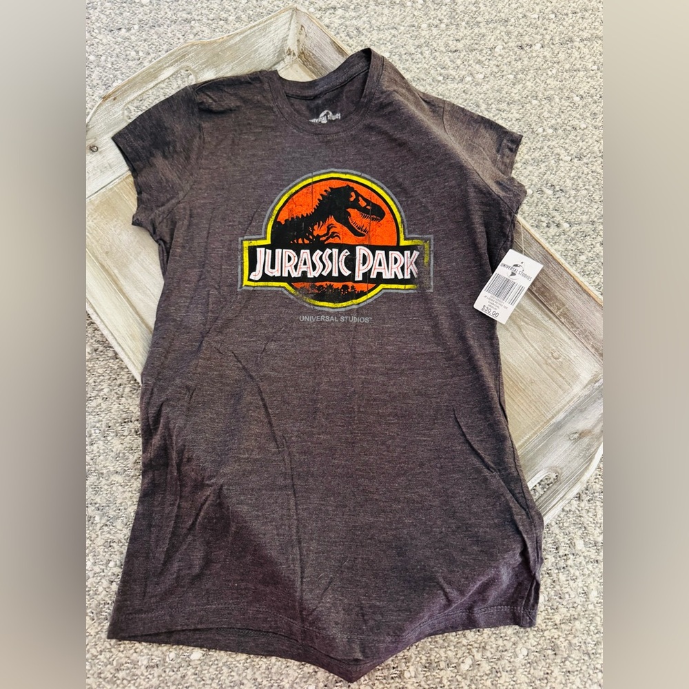 Universal Studios Jurassic Park grey graphic tee, movie merchandise